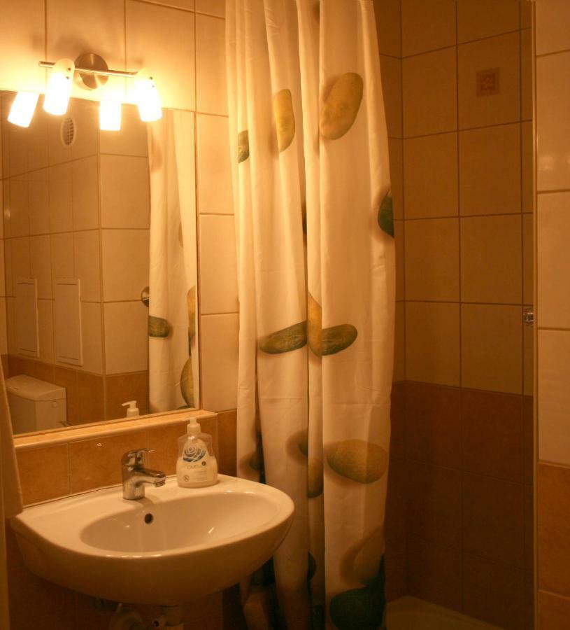 Margaret Bridge Studio Apartment Budapest Exterior photo